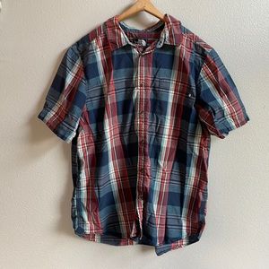 The North face mens button down shirt. Size XL